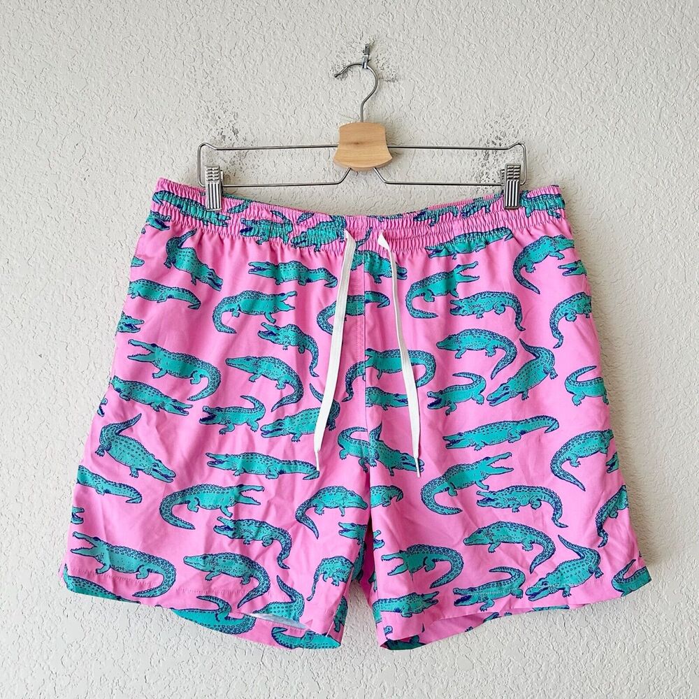 NWOT CHUBBIES The Glades 5.5" Pink Alligator Swim Trunks
